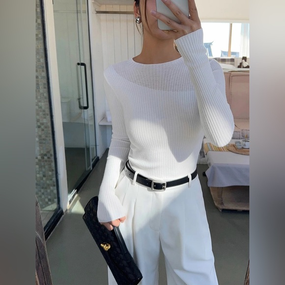 Commense Knit Ribbed Crew Neck Asymmetric Top - size Medium - Picture 2 of 7